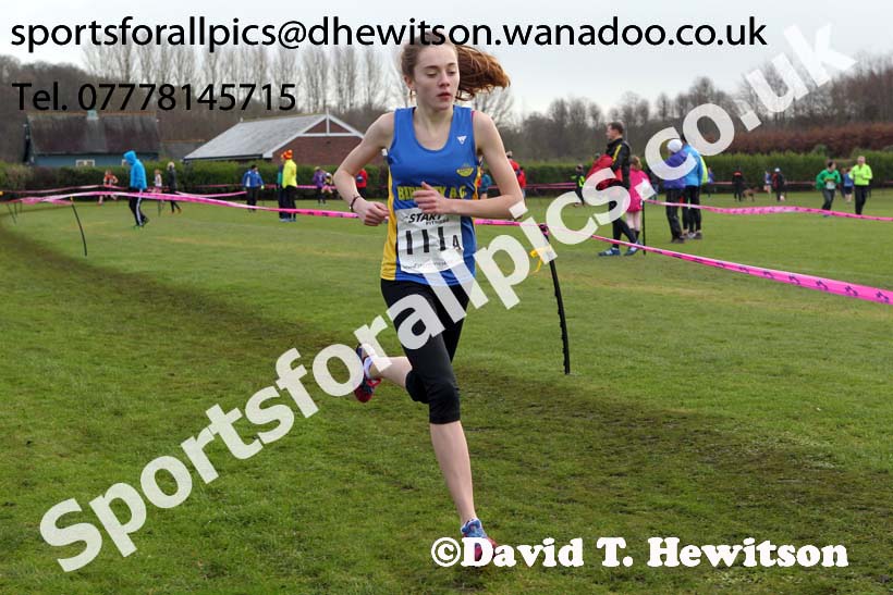 Senior womens Durham Cathedral Relays. Photo: David T. Hewitson/Sports for All Sports